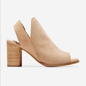 NWT Cole Haan block-heel perf suede bootie. 6.5